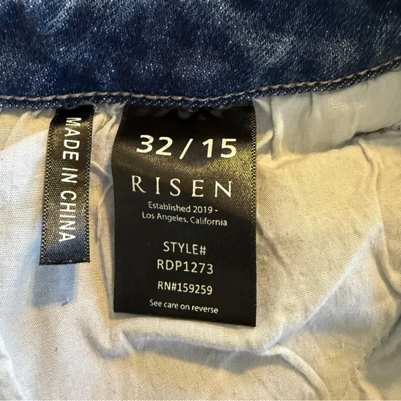 Risen High Rise Distressed Relaxed Fit Skinny Jeans Women’s  size 32/15 - Picture 9 of 14